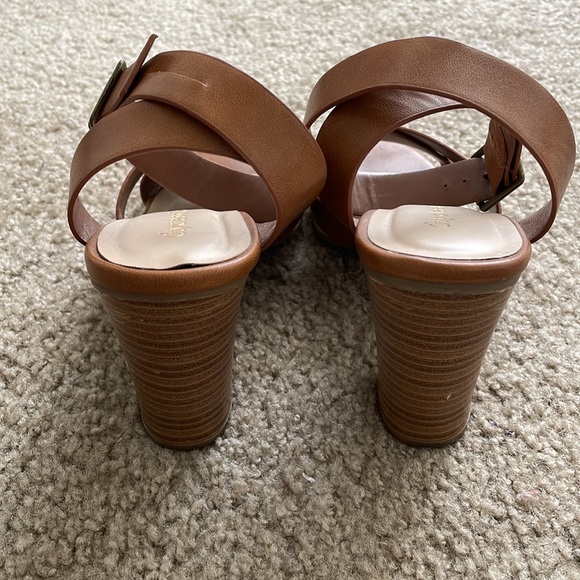 Cross ankle open toe heels - Picture 3 of 4